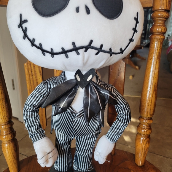 Nightmare before Christmas giant jack skellington door greeter - Picture 2 of 5